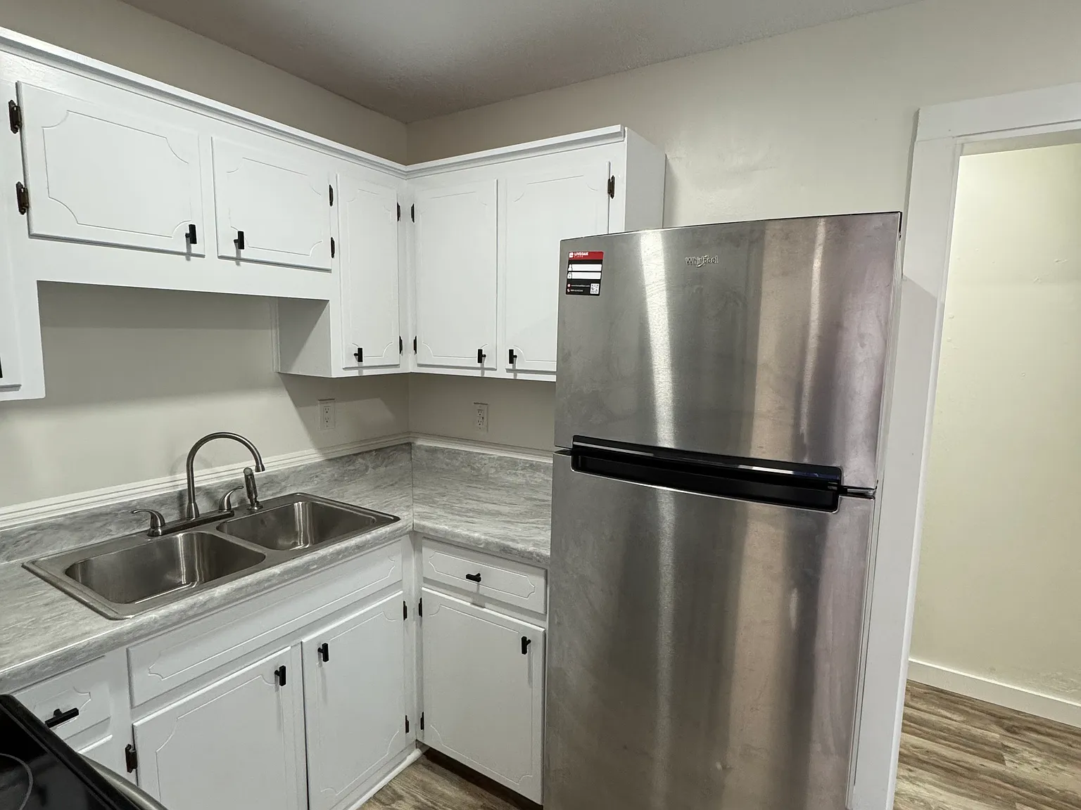 2 bed, 800 sqft, $1,450 — Photo 3