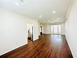 4 bed, 2.5 bath, 2266 sqft, $2,200 — Photo 3