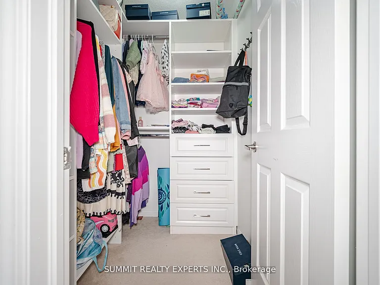 39 Donomore Dr #UPPER — Photo 25