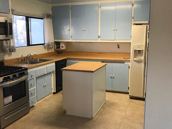 5th image of 9526 E Avenue T2