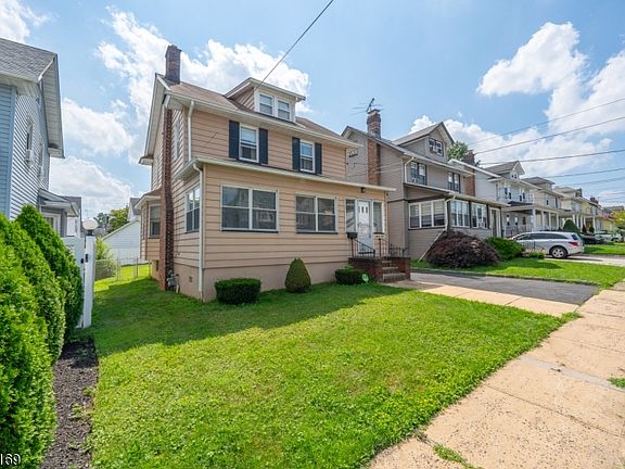 2nd image of 710 Bailey Ave