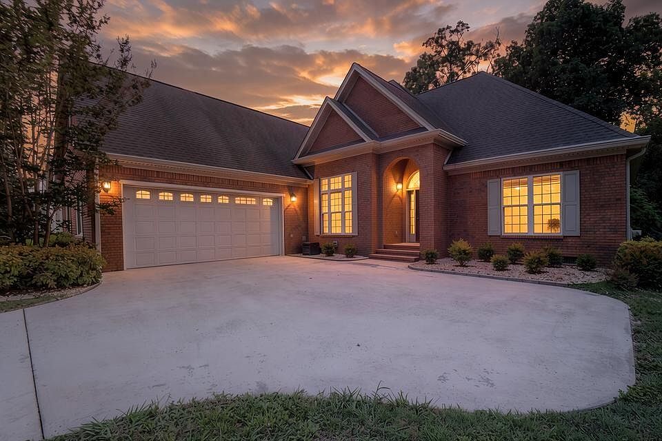 1st image of 7120 Homestead Cir