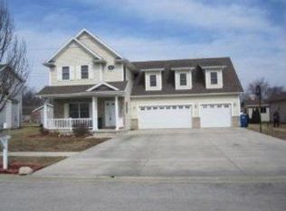 255 E Bethel Dr, Bourbonnais, IL 60914