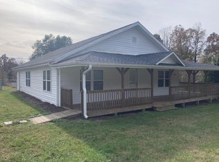 2402 Baker Crossroad Rd, Reidsville, NC 27320