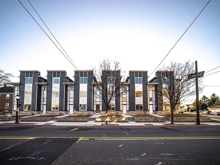 194 Washington Ave #HOME — Photo 8