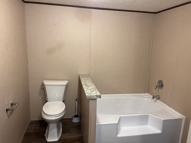 3951 S Mentor Ave #38 — Photo 13