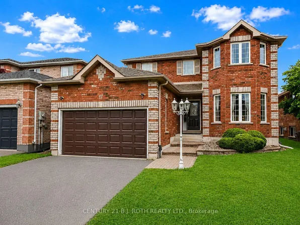 17 Crompton Dr, Barrie, ON L4M 6N1