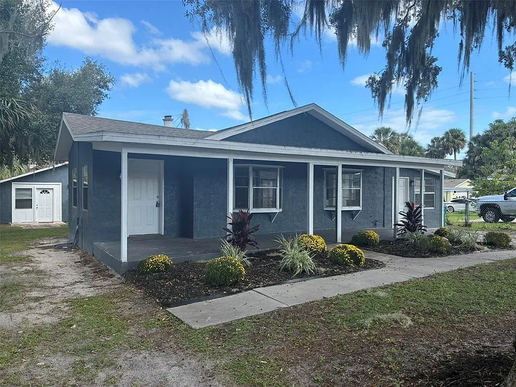 2 bed, 2.0 bath, 1500 sqft, $1,800 — Photo 1