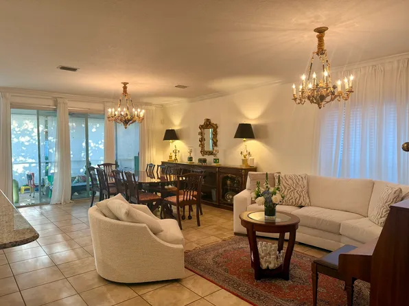 8118 NW 51st Dr, Gainesville, FL 32653