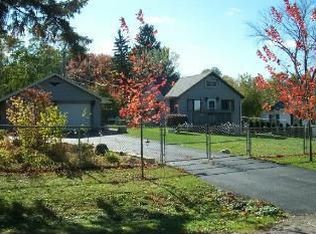 7719 Beach Rd, Wonder Lake, IL 60097