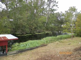 133 Sportsman Rd, Satsuma, FL 32189