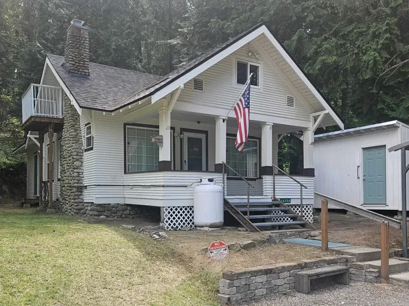 14354 N Meadow Ln, Newman Lake, WA 99025