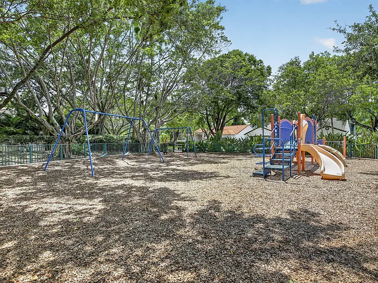 1959 Water Ridge Dr — Photo 48