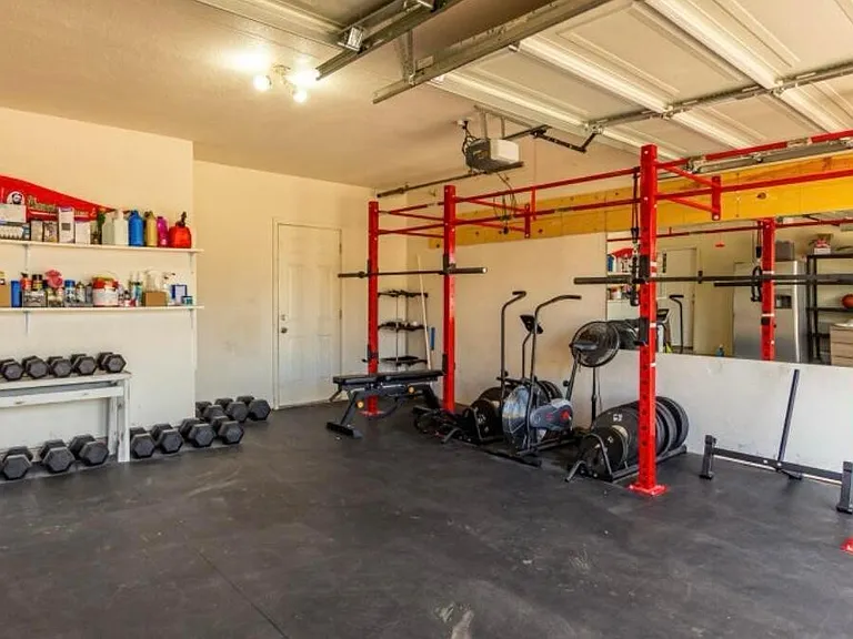 919 E La Jolla Dr — Photo 11