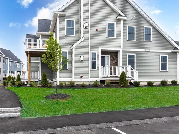 100 Lebaron Blvd #2, Lakeville, MA 02347