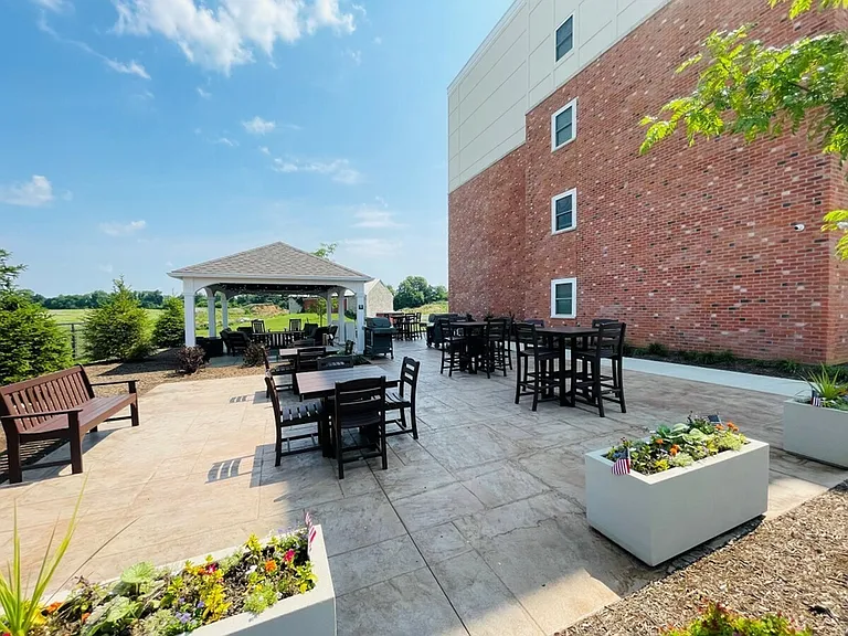410 - Patio