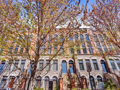 352 W Huron St #B, Chicago, IL, 60654