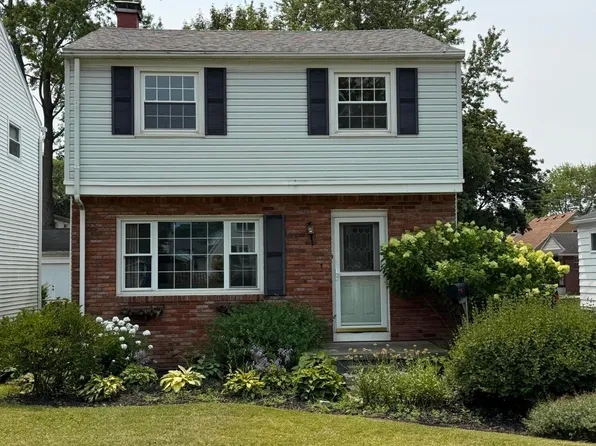2811 Castleton Ave, Toledo, OH 43613