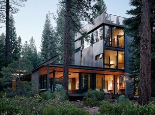 10865 Holmgrove Ct, Truckee, CA 96161