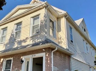 87-37 257th St #ON-2/3, Floral Park, NY 11001