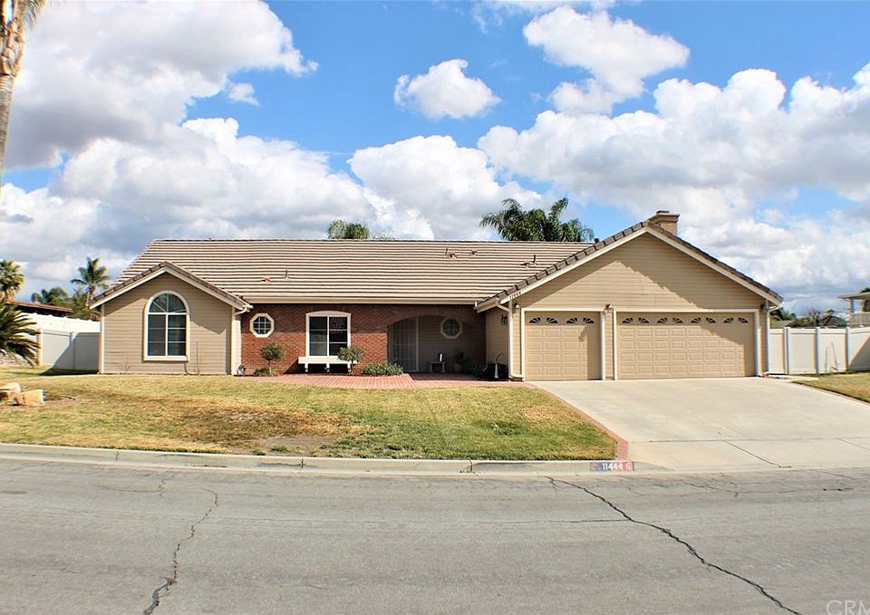 1st image of 11444 Ladd Ave
