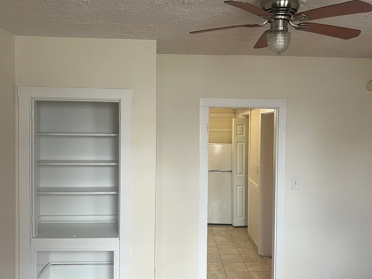 2 bed, 1.0 bath, $2,825 — Photo 4