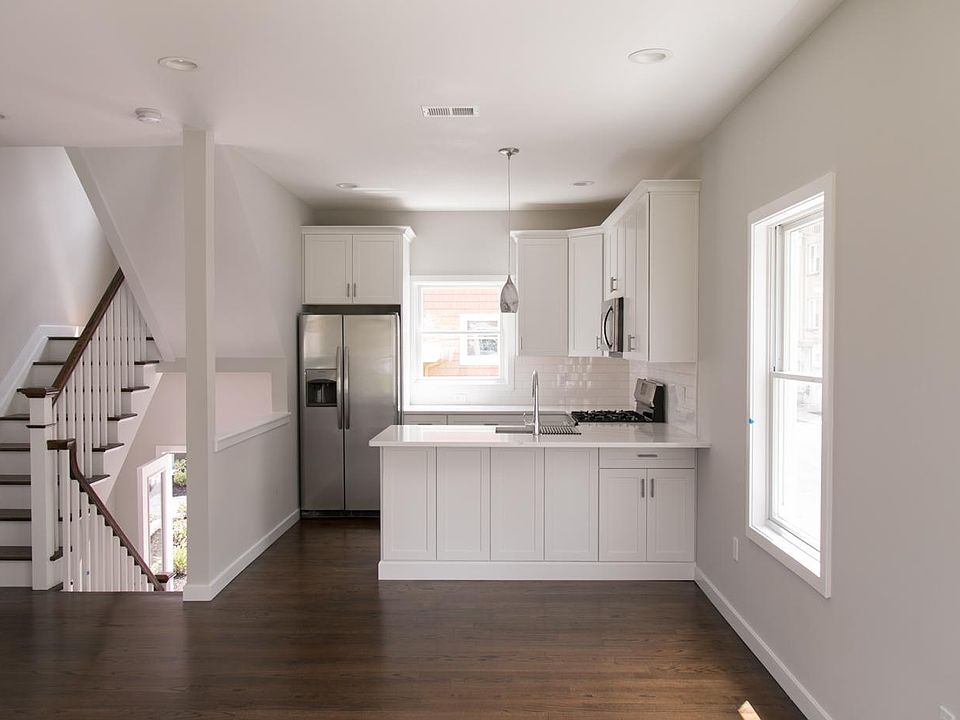 1st floor kitchen