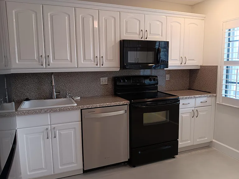 8045 Eastlake Dr #1G — Photo 37