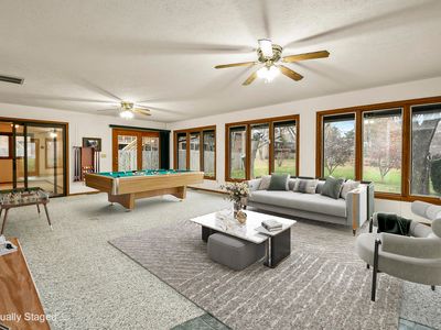 1923 S White Oak Avenue, Springfield, MO, 65809