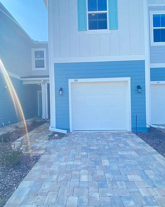 55 Fieldfare Ln