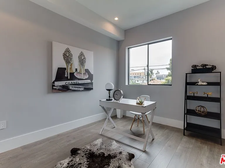 4830 1/2 W Pickford St — Photo 22