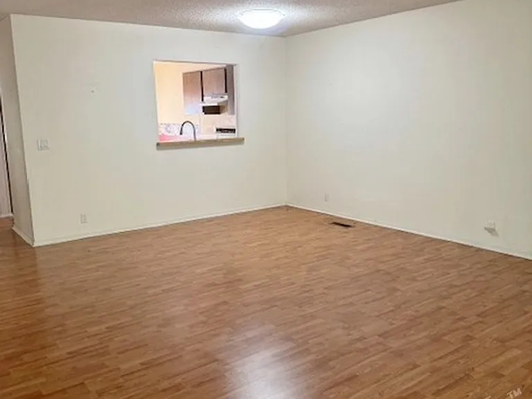 4 Lonjeta Ln — Photo 2
