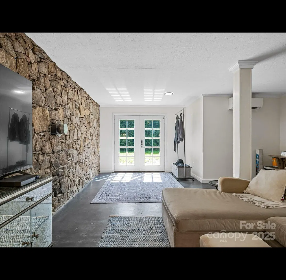 1 bed, $1,350 — Photo 2