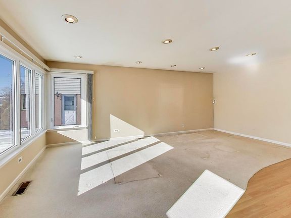 3rd image of 7630 Beckwith Rd W