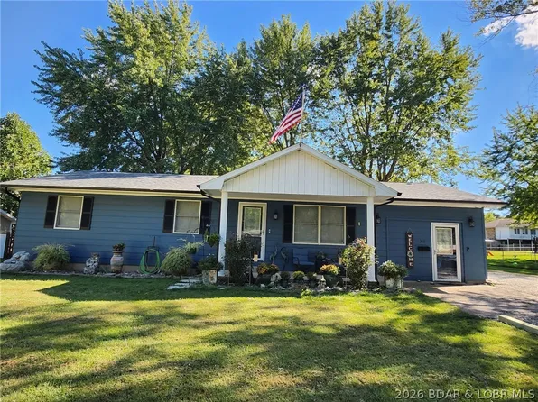 210 E Jim St, Eldon, MO 65026