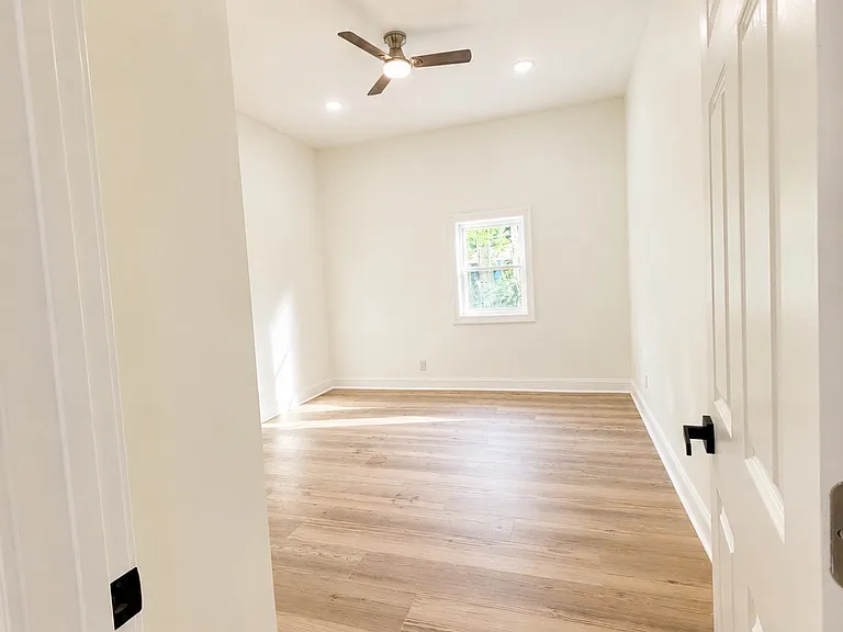 422 Fountain St #4 — Photo 11
