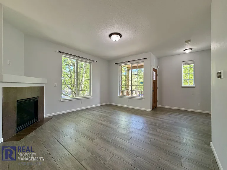 16205 SW Gage Ln — Photo 2