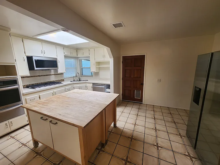 2203 Ralene St #1 — Photo 5