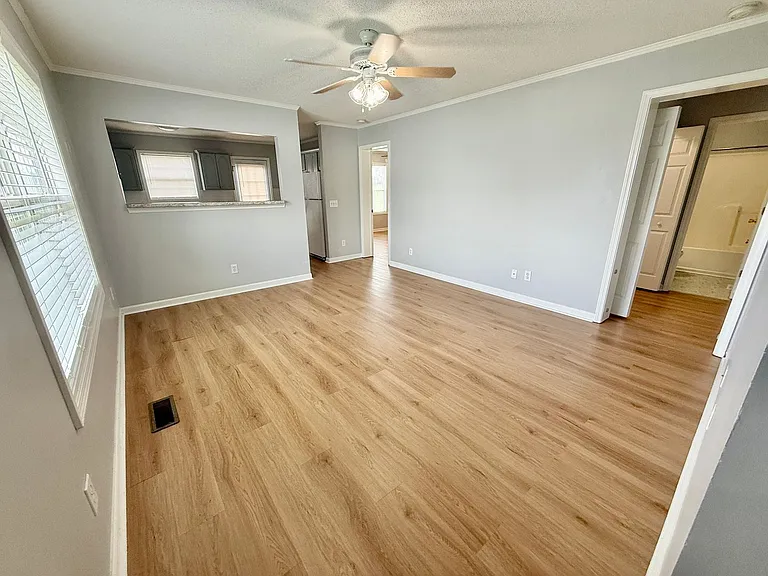 316 Brittany Park Pl — Photo 5