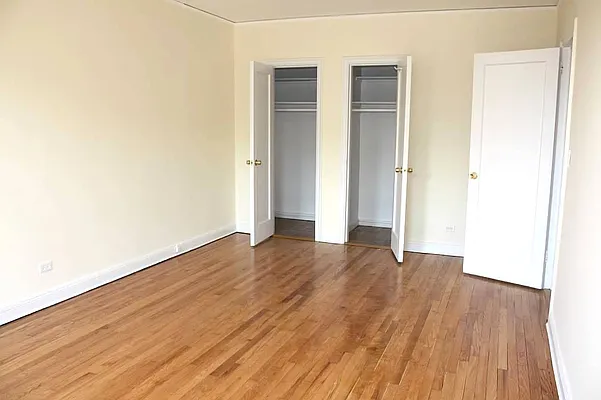 Rented by Metro Garden Realty NYC | media 2
