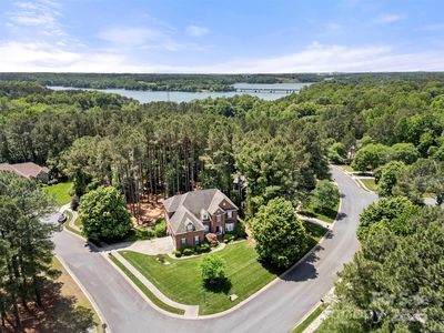 221 Silvercliff Dr, Mount Holly, NC, 28120