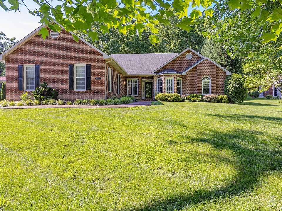 1st image of 4231 Belle Aire Cir SW