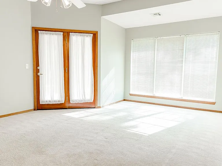 211 Oakdale Dr — Photo 15