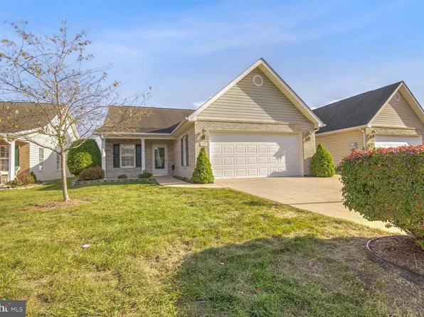 125 Spanish Oak Rd, Stephens City, VA 22655