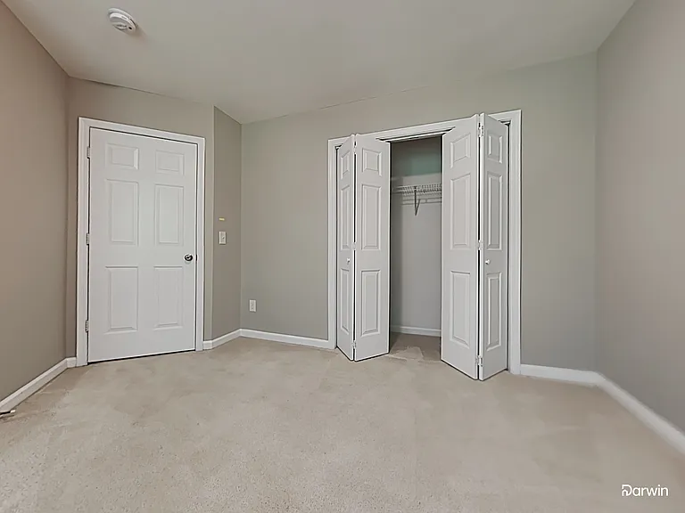 1909 Thorn Crest Dr — Photo 16