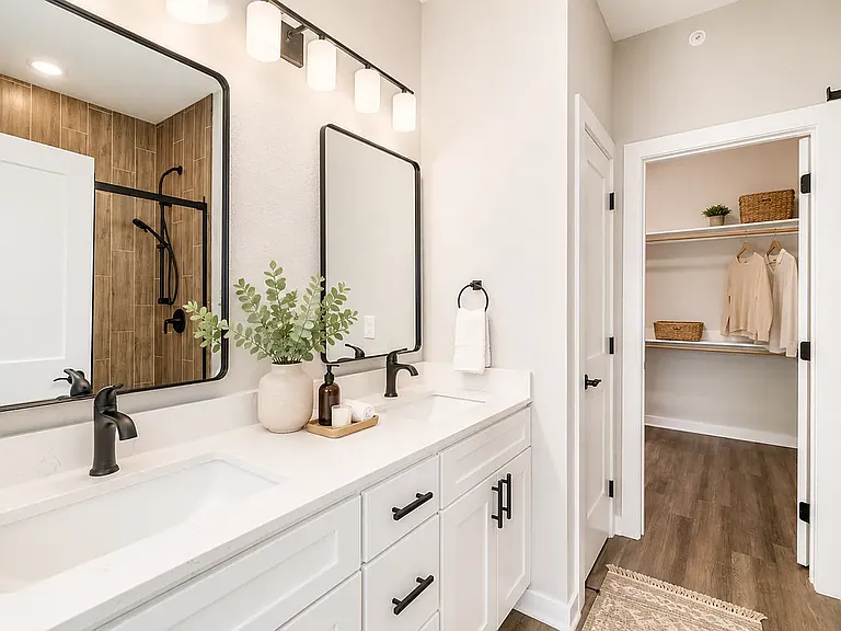 Greenwood Townhomes — Photo 14