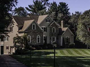 51 Reservoir Rd, Cumberland, RI 02864