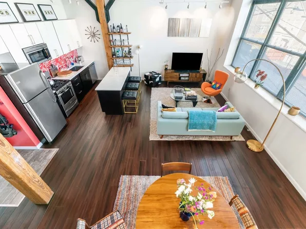 60 Dudley St APT 204, Chelsea, MA 02150