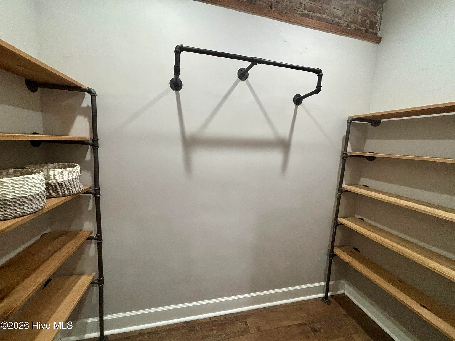 Studio, 400 sqft, $1,700 — Photo 4