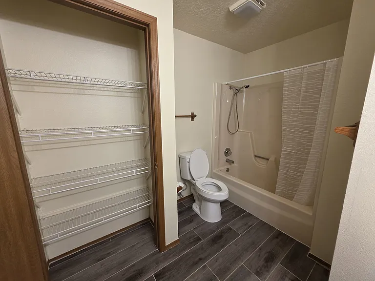 2723 Kasey Ave #B — Photo 8
